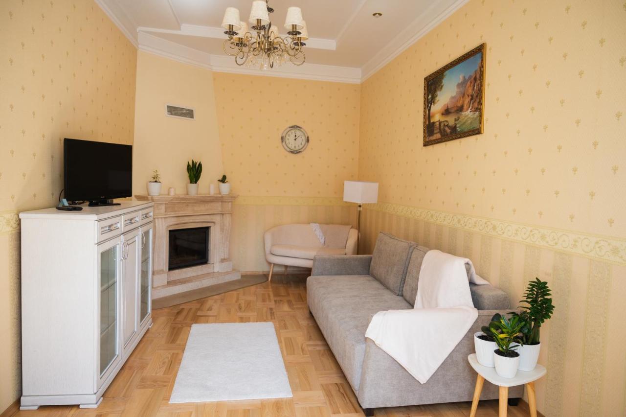 One Bedroom Apartment With Balcony-Kostyushka Street,16 Lviv Exterior foto
