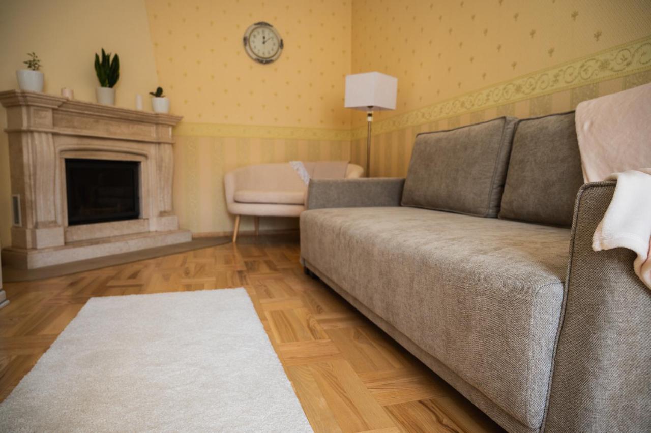 One Bedroom Apartment With Balcony-Kostyushka Street,16 Lviv Exterior foto